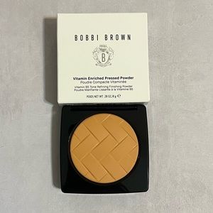 Bobbi Brown Vitamin Enriched Pressed Face Powder Peach NEW